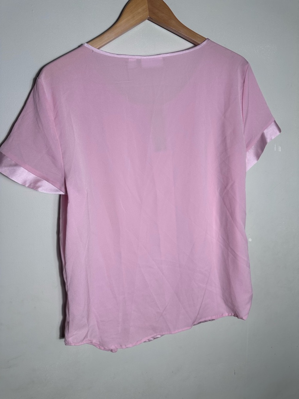 Bundle of 6 Mixed Women's Blouses - Picture 4 of 14